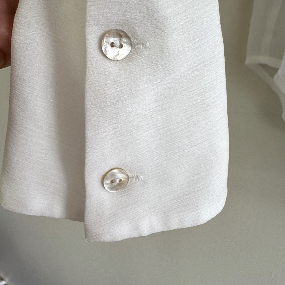 L’AGENCE Farah Yoked Blouse – White – Size L - Picture 3 of 6